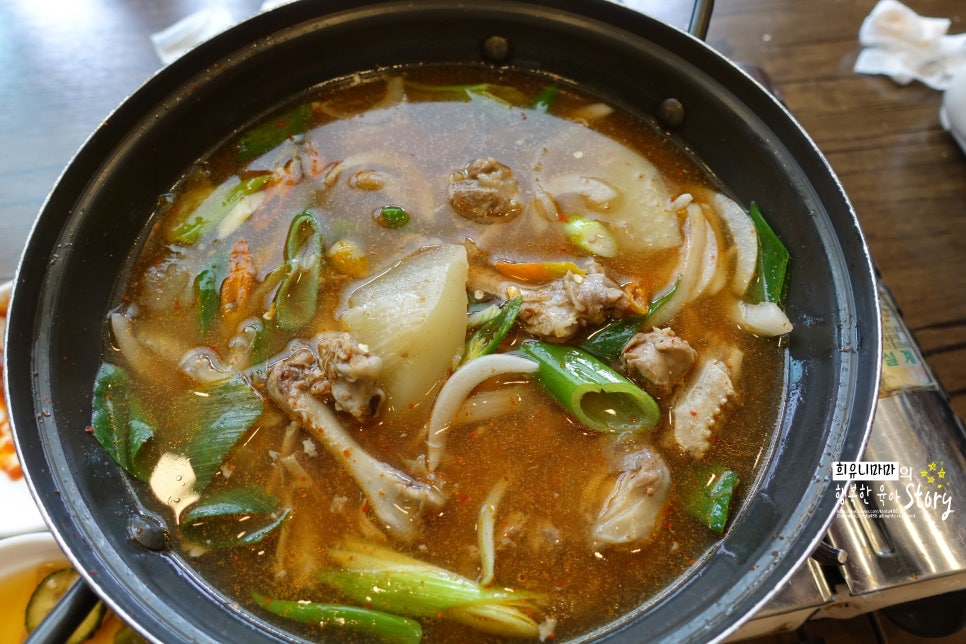 돈오리뚝배기 이미지
