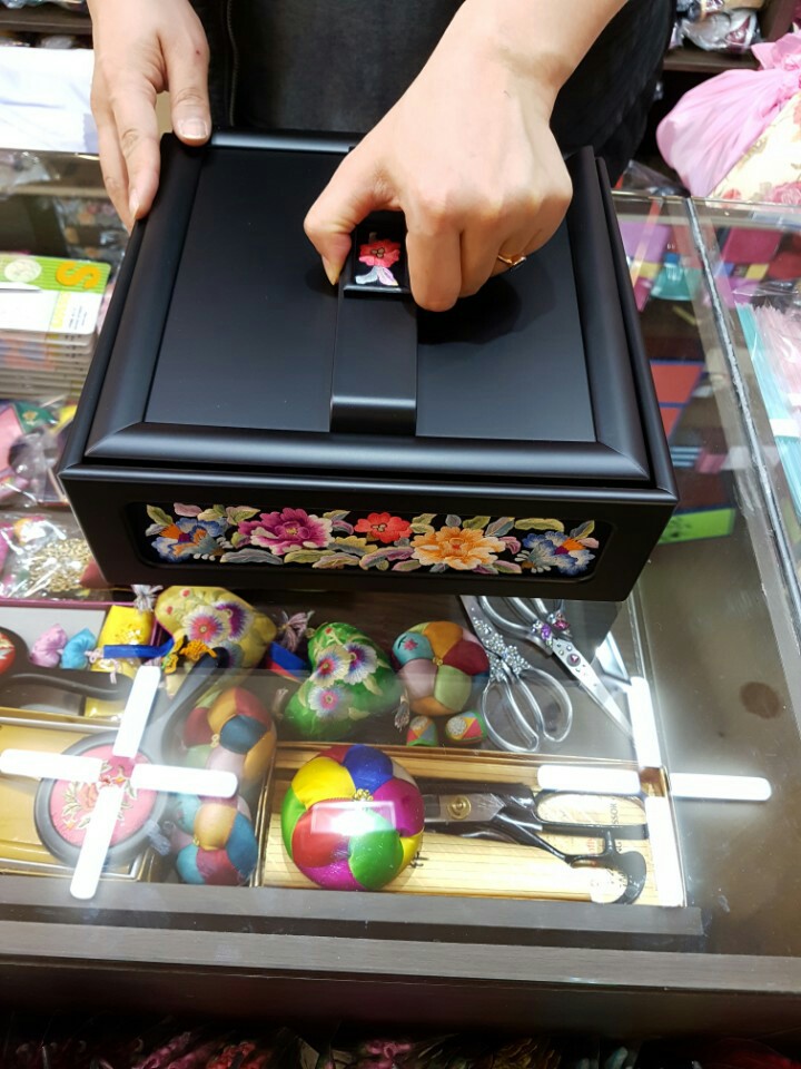 이조꽃신 이미지