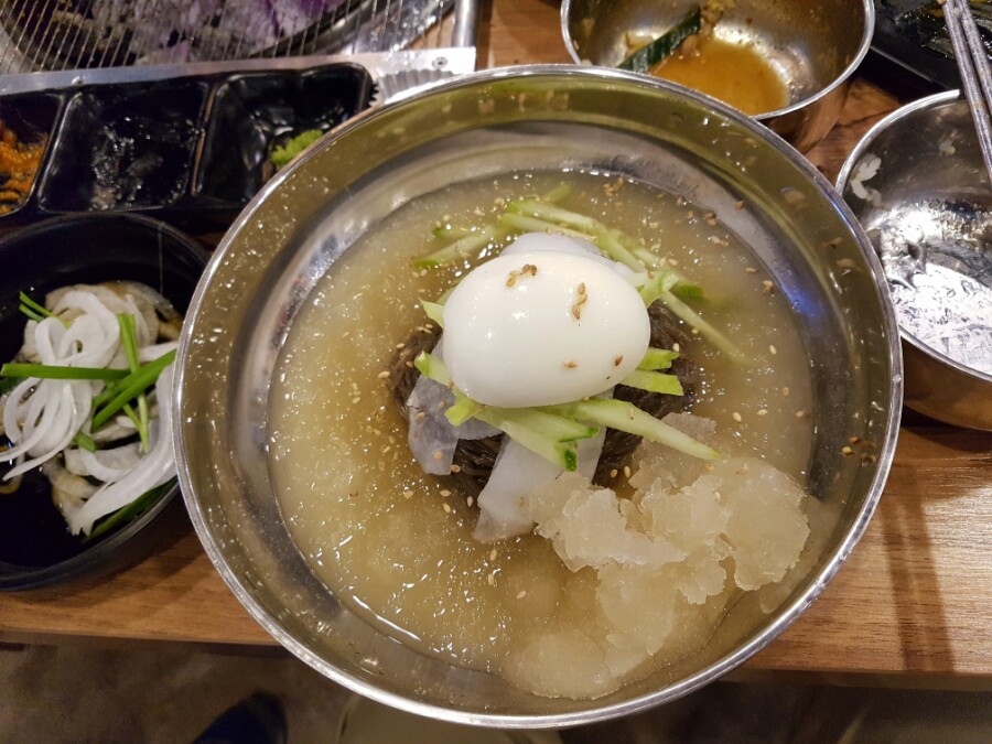 육돈가 이미지