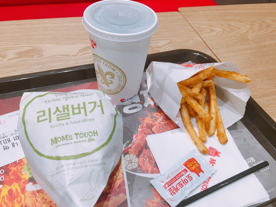 맘스터치김해신세계점 이미지