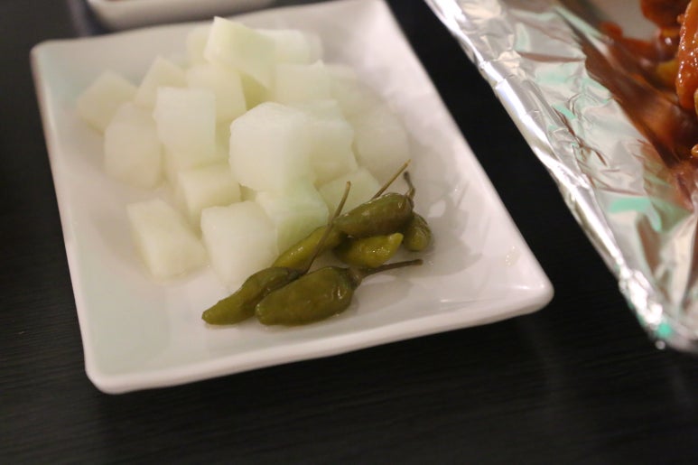 치킨고래 이미지