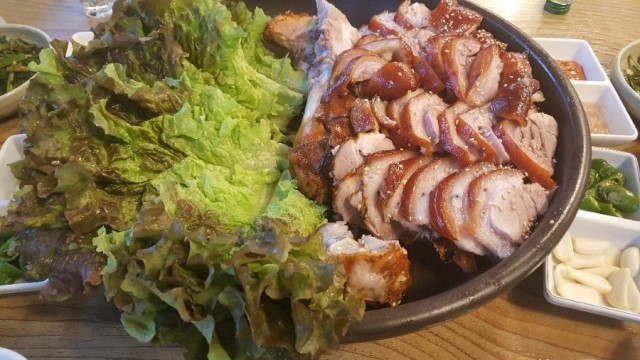 지성훈왕족발 이미지