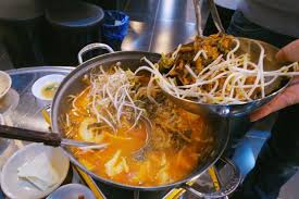 고기 품은 김치찜 이미지