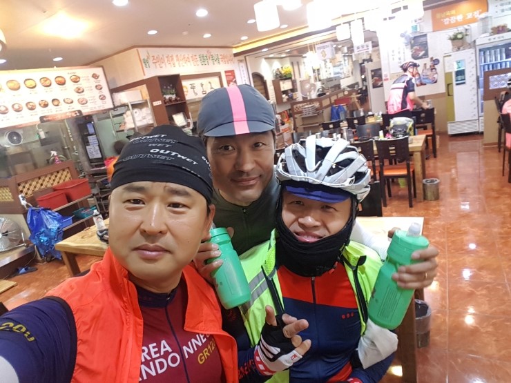 불곰 콩나물국밥 이미지