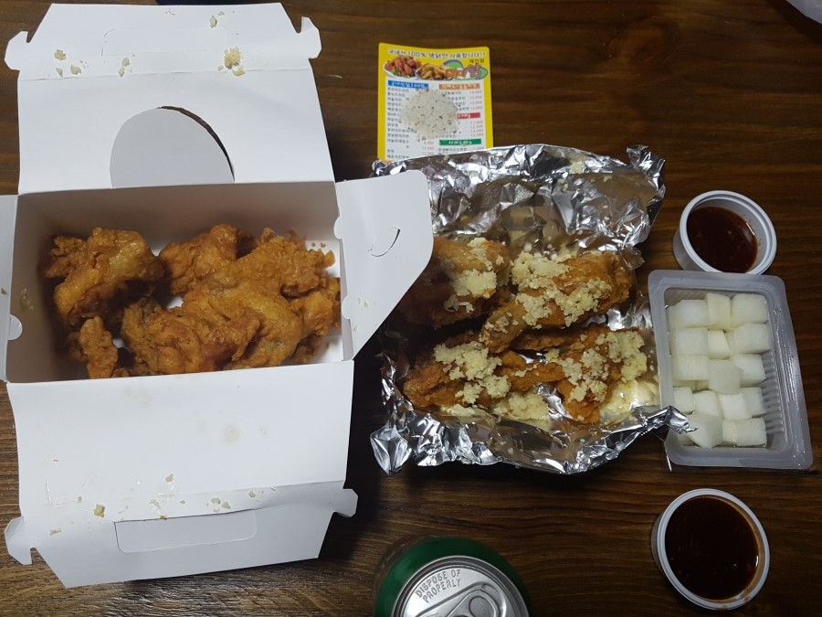 엄마닭 이미지
