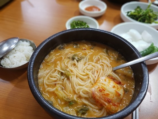 어탕국수 이미지
