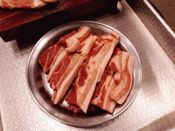 백탄참숯뒷고기 이미지