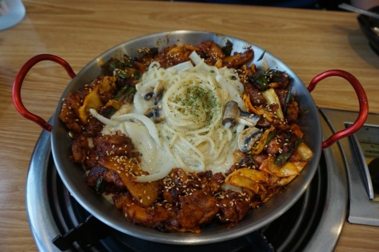 헬로팬닭갈비 이미지