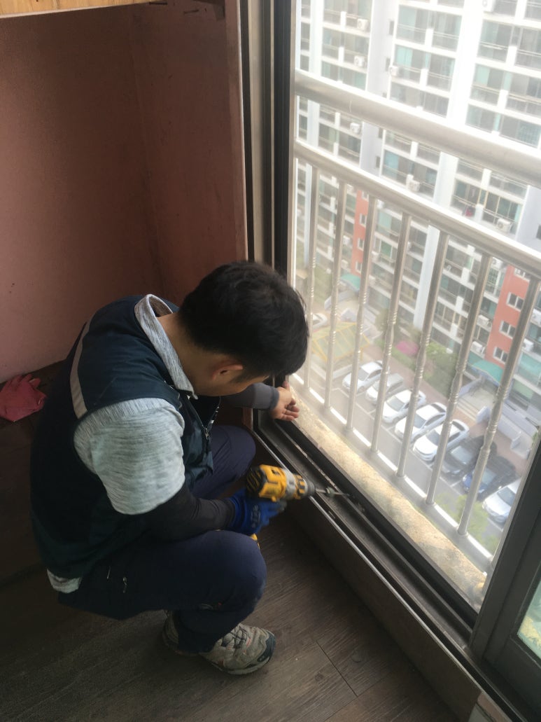 우리열쇠방충망 이미지