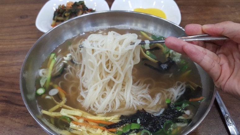 공룡동멸치국수 이미지