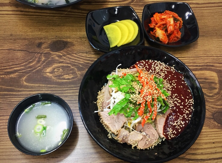 지아족발고기국수집 이미지