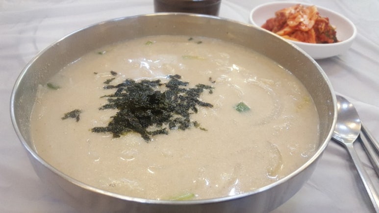 모이세홍두깨손칼국수 이미지