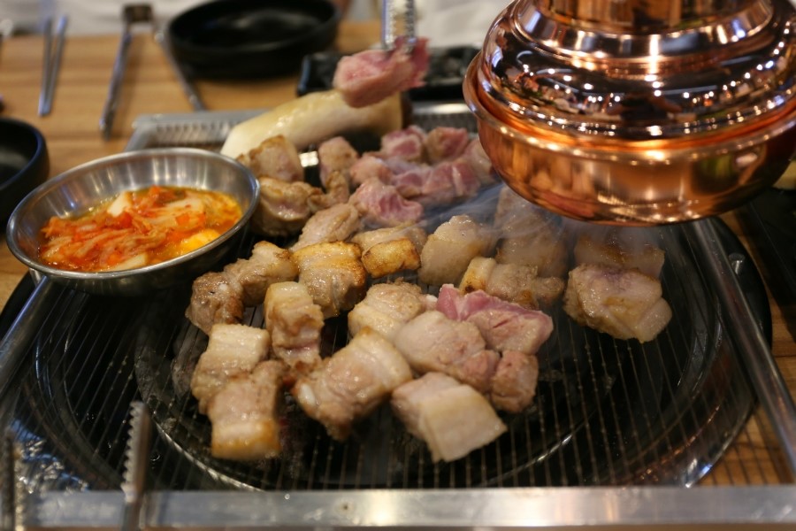 육돈가 이미지
