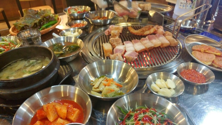 돈먹쇠 이미지