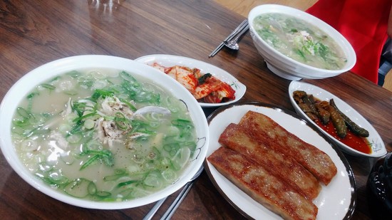 향촌칼국수 이미지