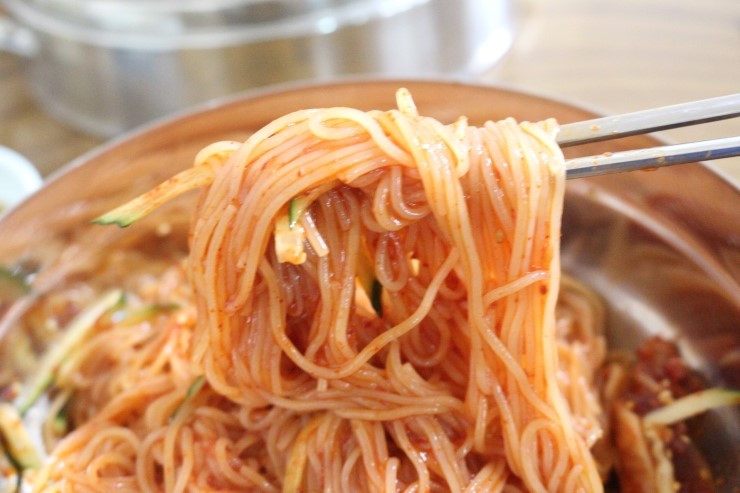 해조밀면 이미지