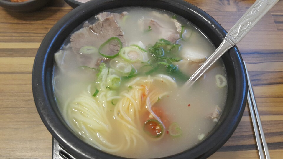 왕돼지국밥 이미지
