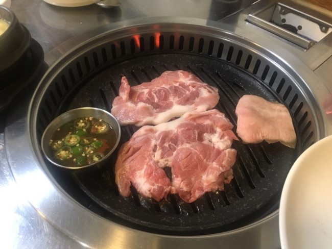 참숯맛뒤통구이 이미지