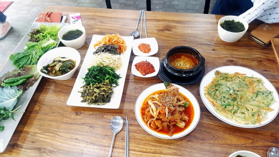 유정보리밥 이미지