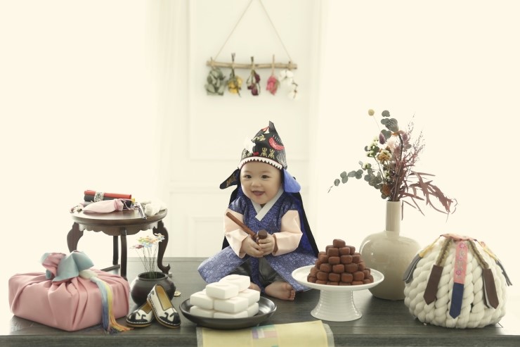 르아인스튜디오 이미지
