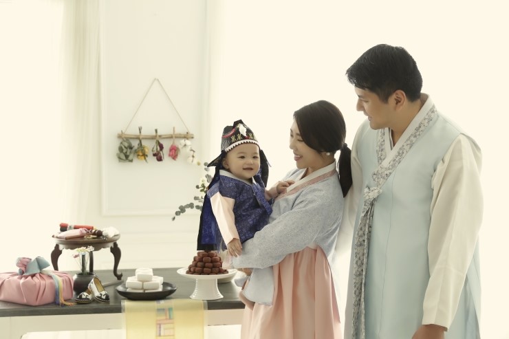 르아인스튜디오 이미지