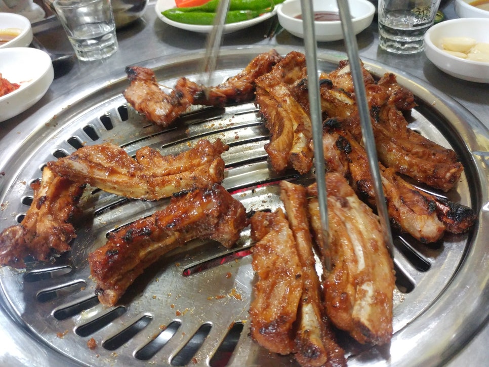 등쳐먹는갈비 이미지