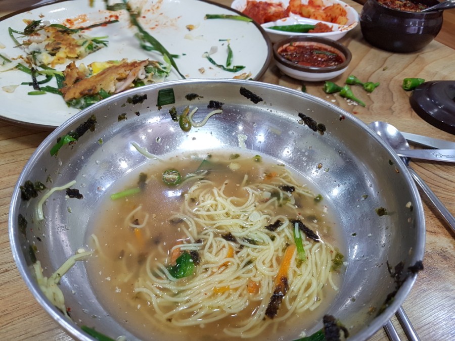 예담얼큰이칼국수 이미지