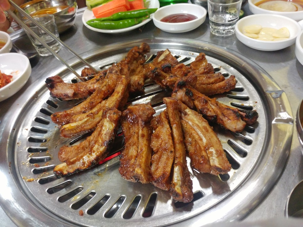 등쳐먹는갈비 이미지