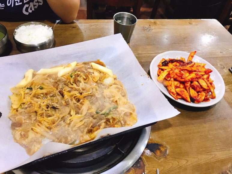 창진식당 이미지