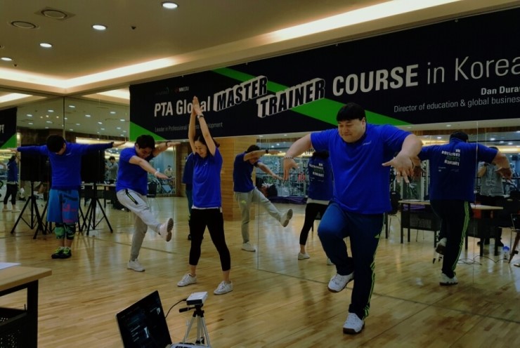 더퀸korea 이미지