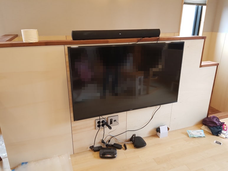 벽걸이티브이tv티비방문설치셋톱 이미지