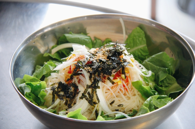 옛날멸치국수 이미지