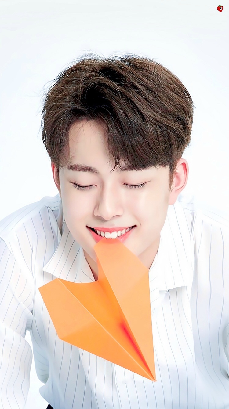 티투 이미지