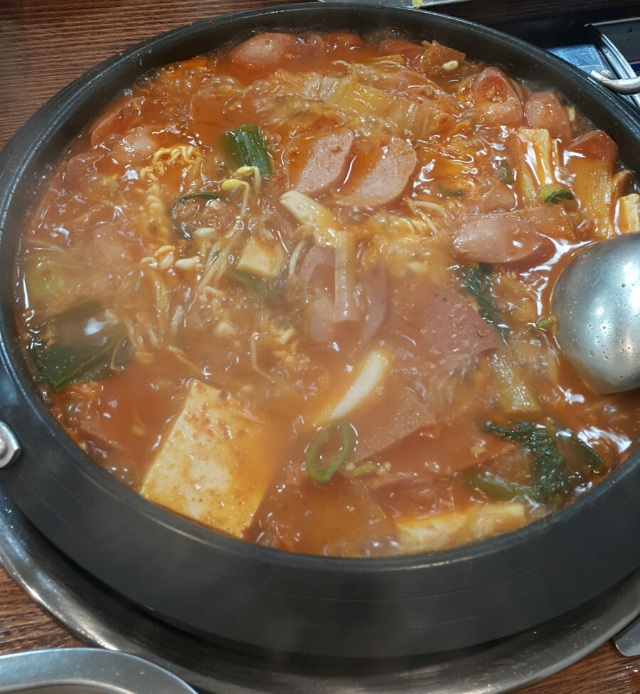 장군부대찌개 이미지