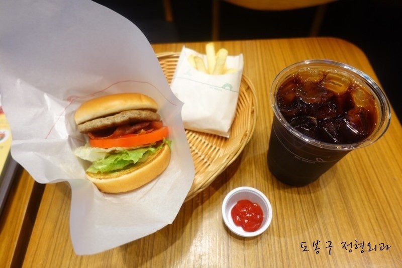청춘버거 이미지