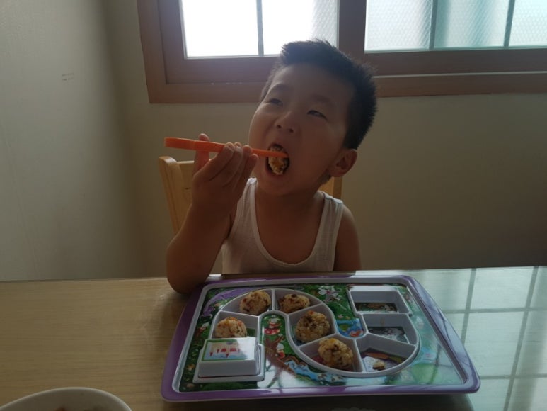 주니앤피플 이미지