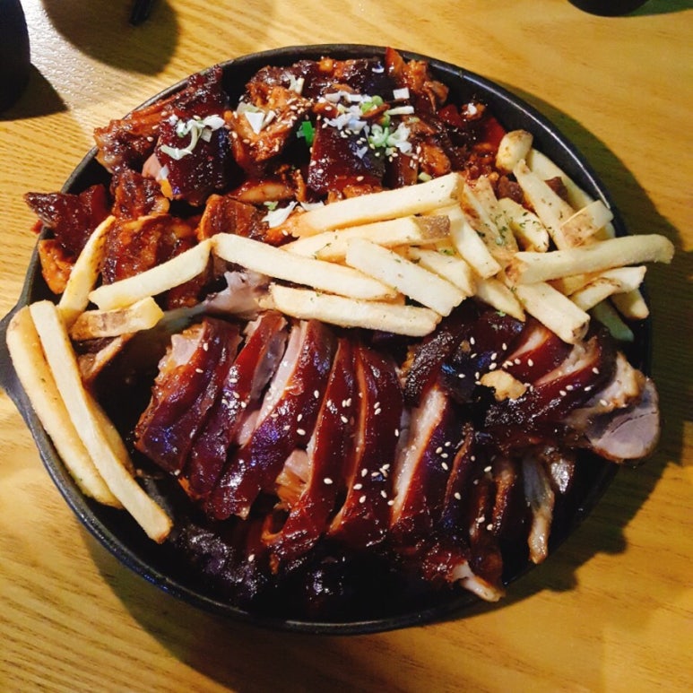 오빠족발 이미지
