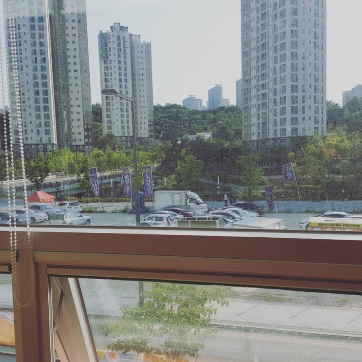 지성훈왕족발 이미지