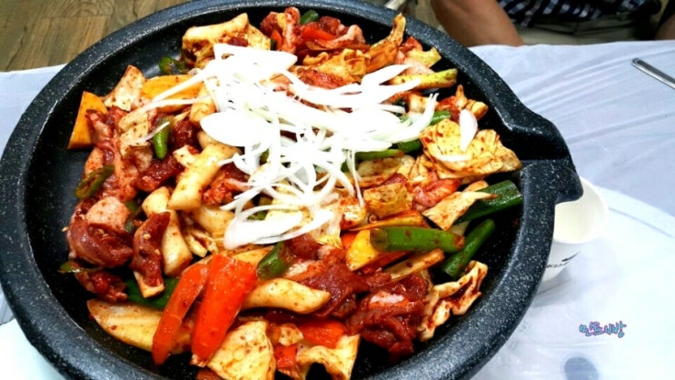 앞산옻닭앞산생오리마을 이미지