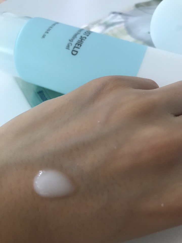 Enprani Dust Shield Moisturizing Peeling Gel 200ml