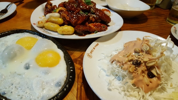 코리안숯불닭바베큐 이미지