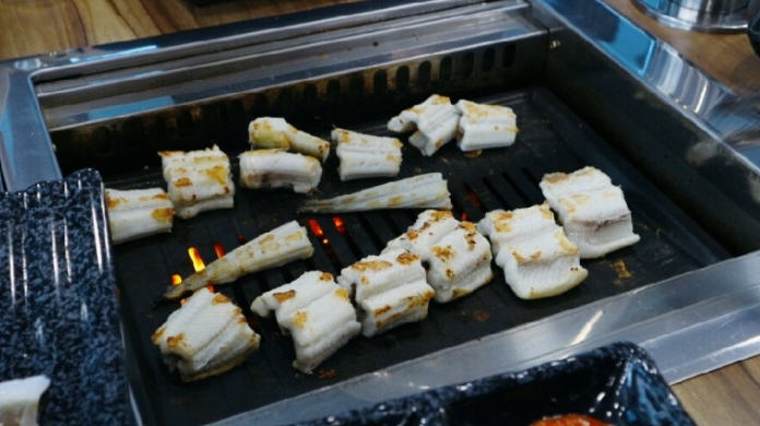 용남장어숯불구이 이미지