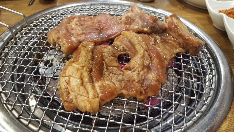 만강숯불갈비 이미지