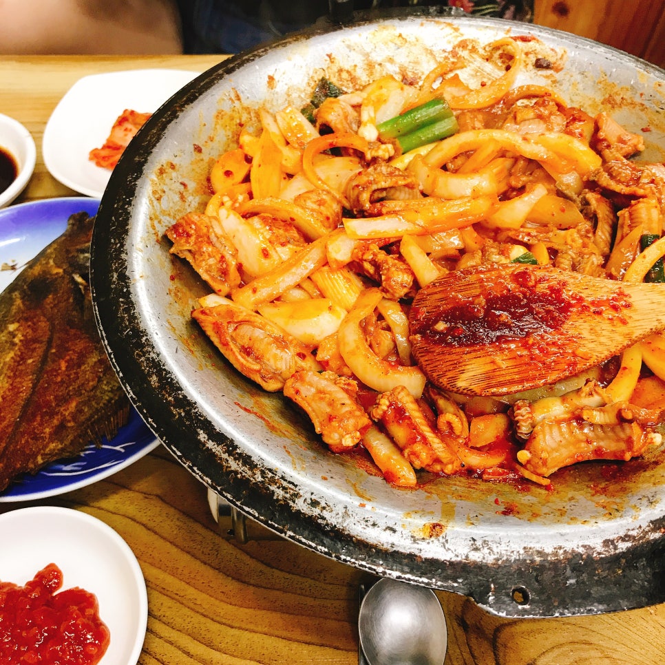 동궁횟집 이미지