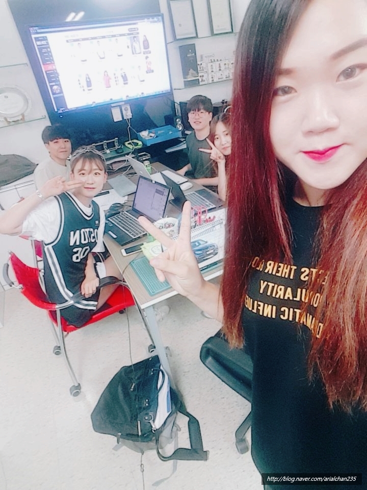 크리에이터J 이미지