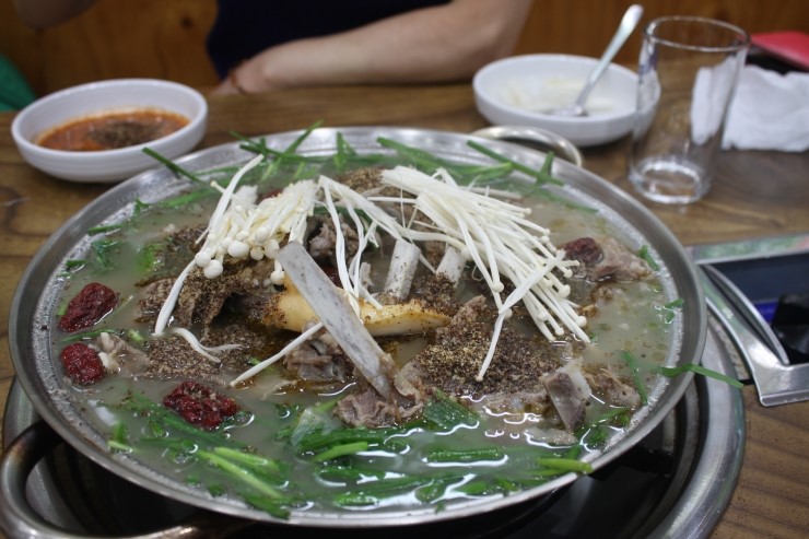 동강염소탕 이미지