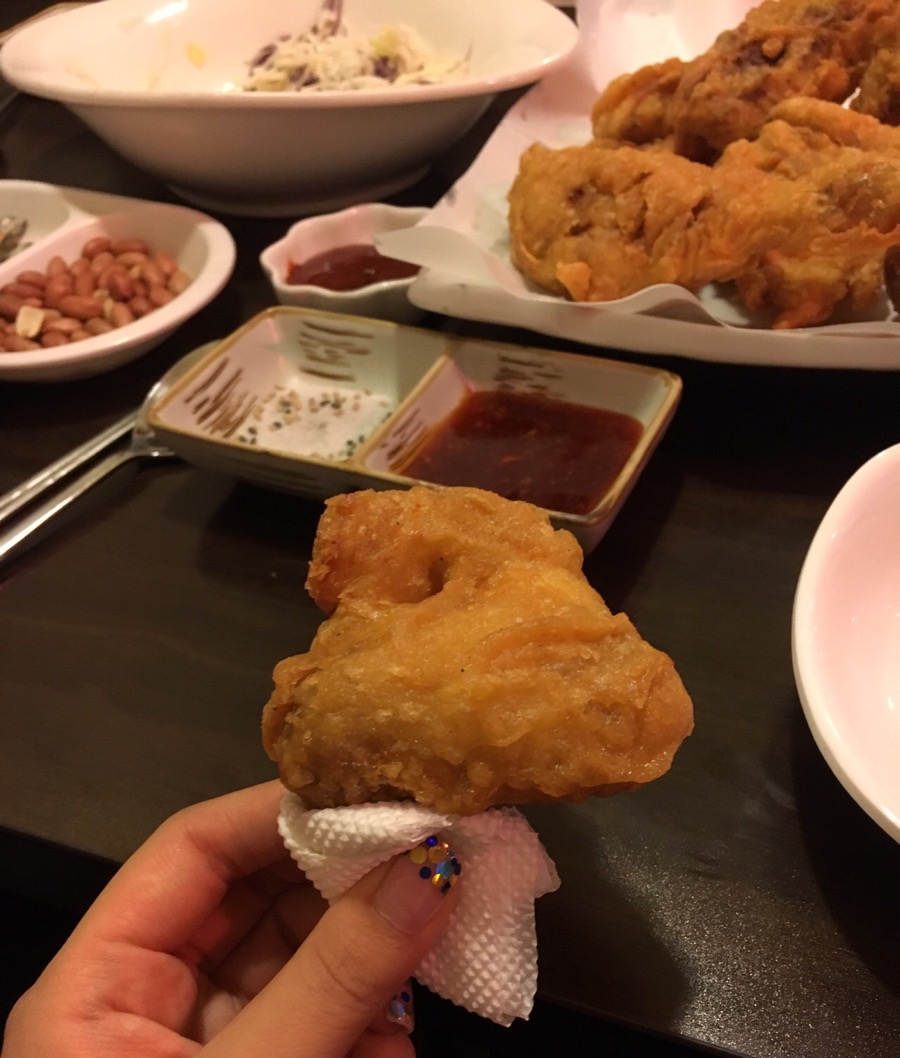 닭이 맛있는집 술통 이미지