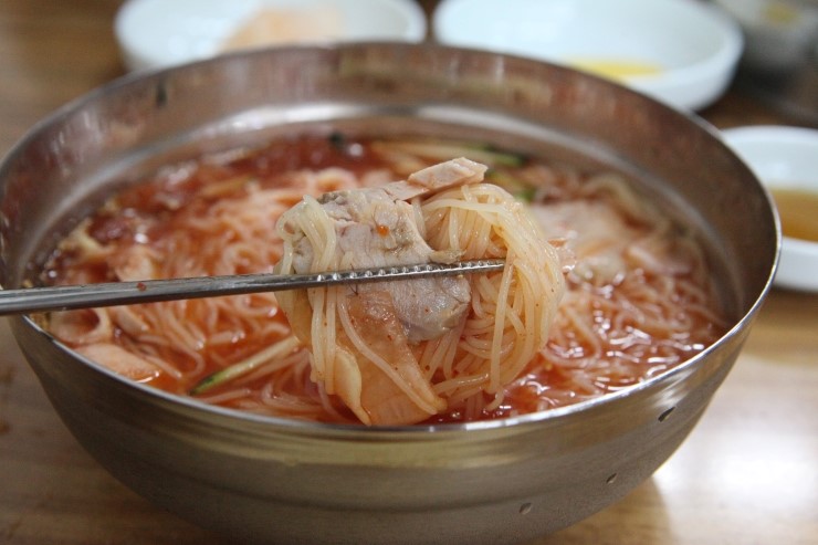해조밀면 이미지