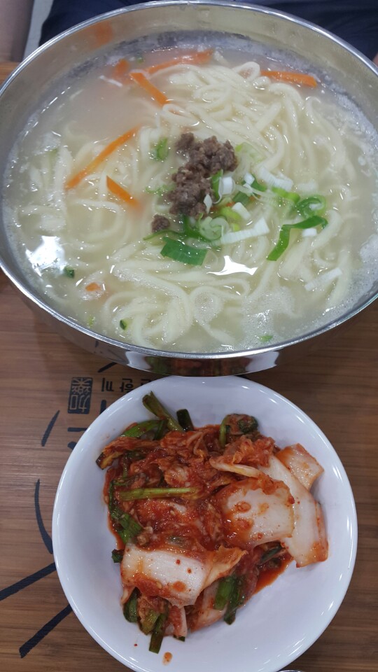 가락곰칼국수 이미지