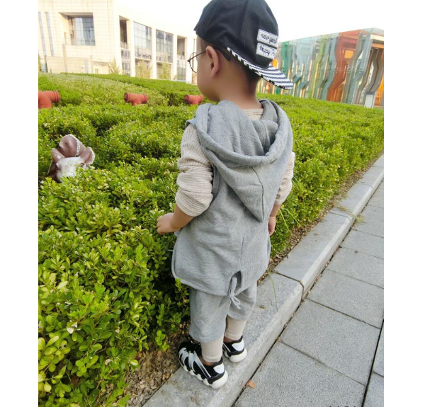 꼬깔모자 이미지